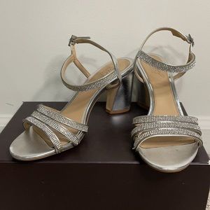 Jewel by Badgley Mischka Silver Sparkle Heels